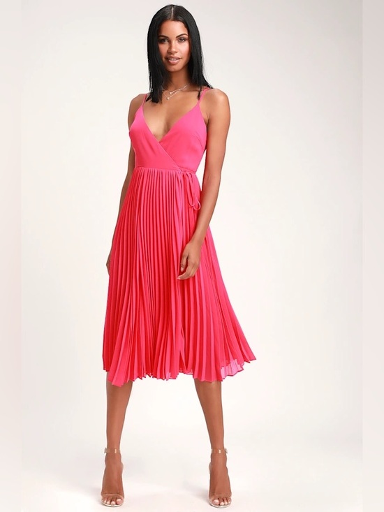 Lulus Dresses & Skirts - NWT Lulu's Pink Pleated Wrap Midi Dress Medium